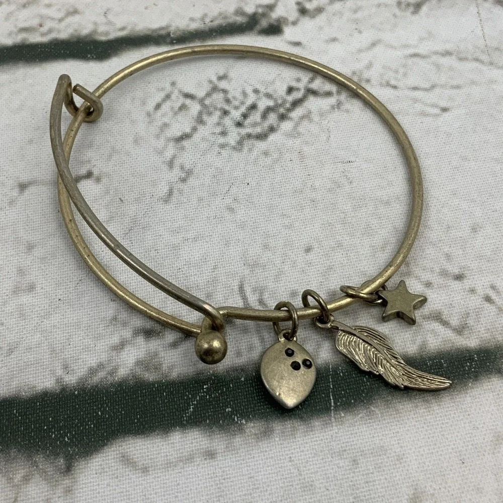 The Unbranded Brand charm bracelet